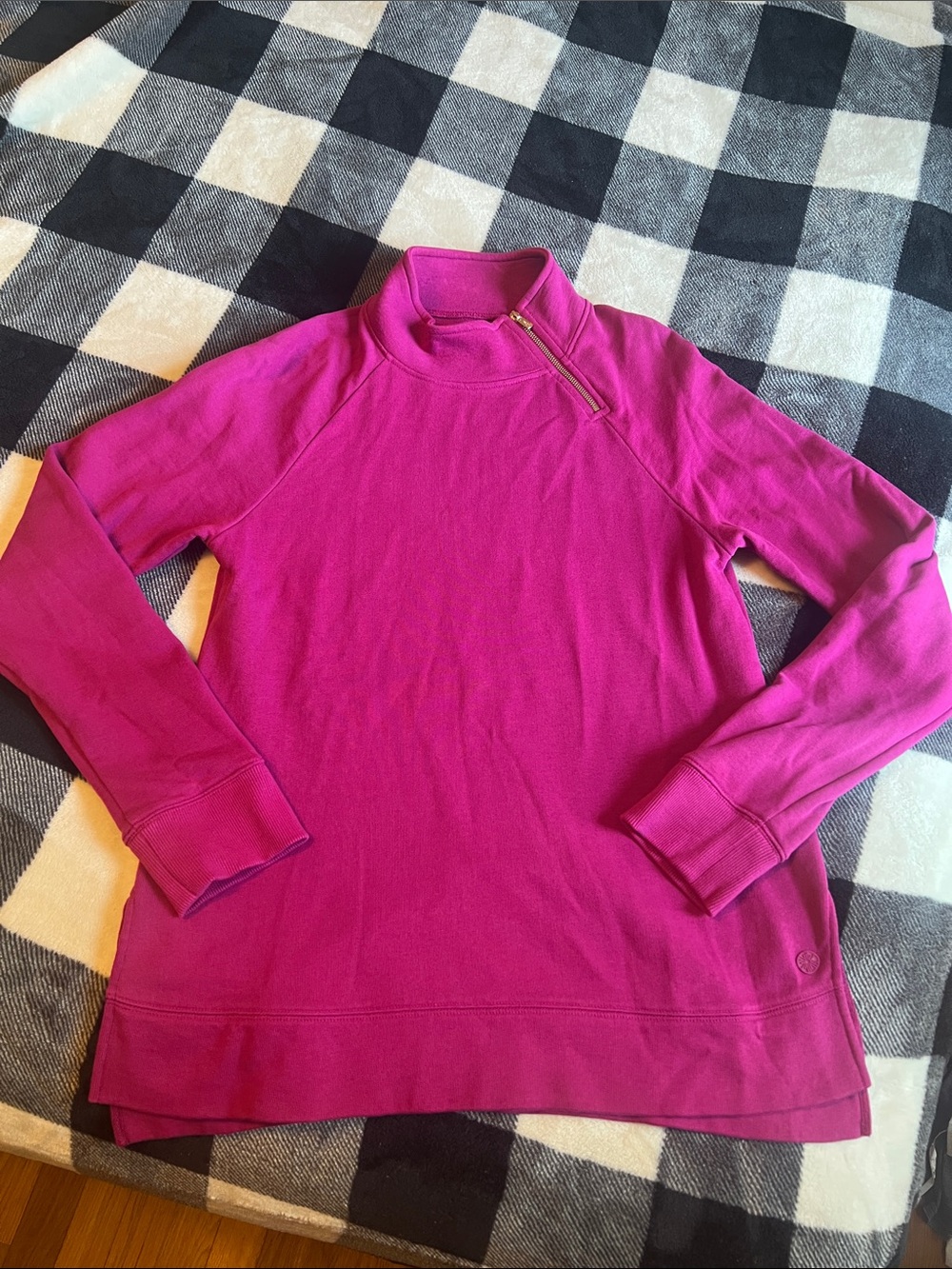 Lilly Pulitzer Luxeletic Bright Fuchsia / Pink Quarter-Zip Pullover size SMALL